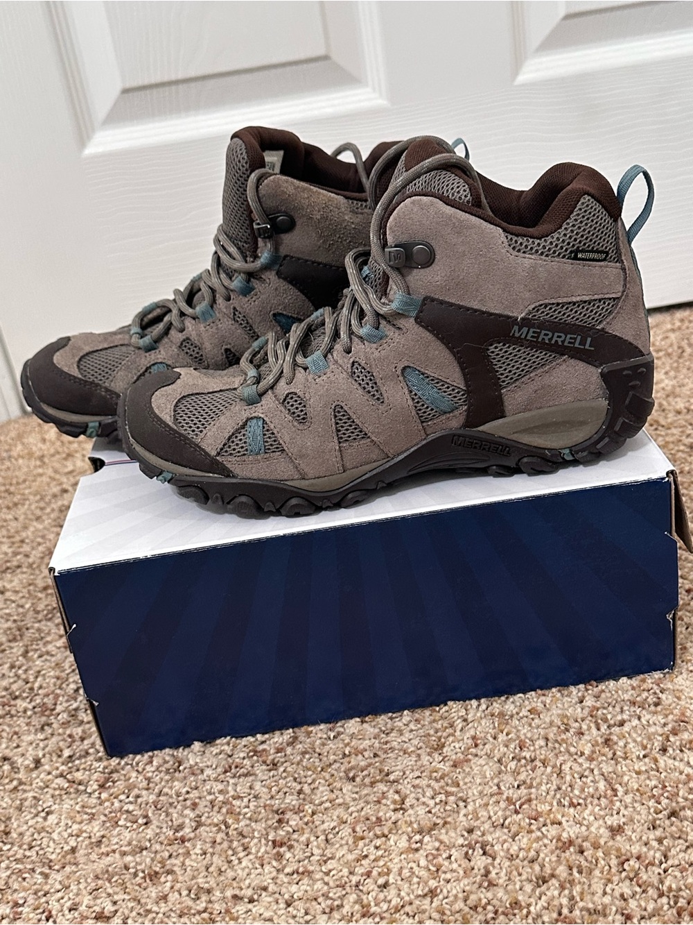 Merrell Women's Gray and Brown Trail Sneakers
